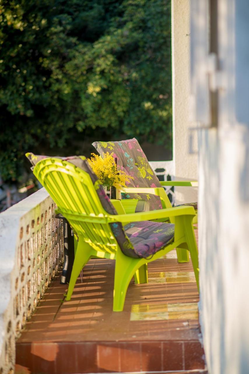 Holiday Home Nives ติวัต ภายนอก รูปภาพ